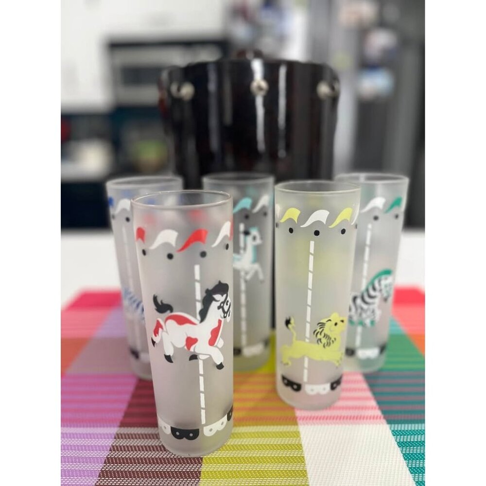 Vintage set of five Libbey Merry-Go-Round Carousel Tumblers - Picture 7 of 7